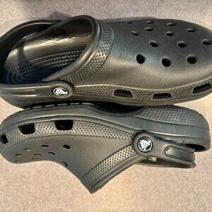 Crocs M 7/ W 9 Classic Black Clog Comfort Lightweight Casual Shoes  SMOKE/PET FR